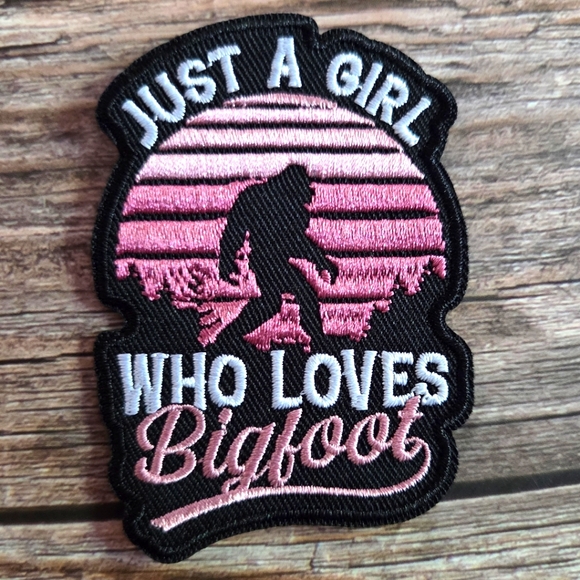 Just A Girl Who Loves Bigfoot Sasquatch Swamp Ape Pink Cryptid Legend Patch - Picture 1 of 2